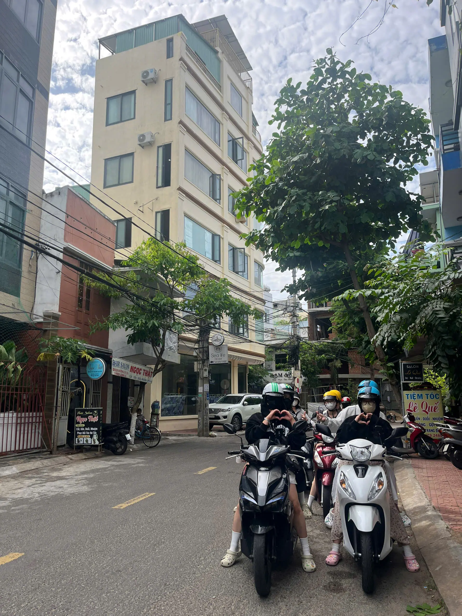 CHO THUÊ XE MÁY ĐÌNH TRUNG